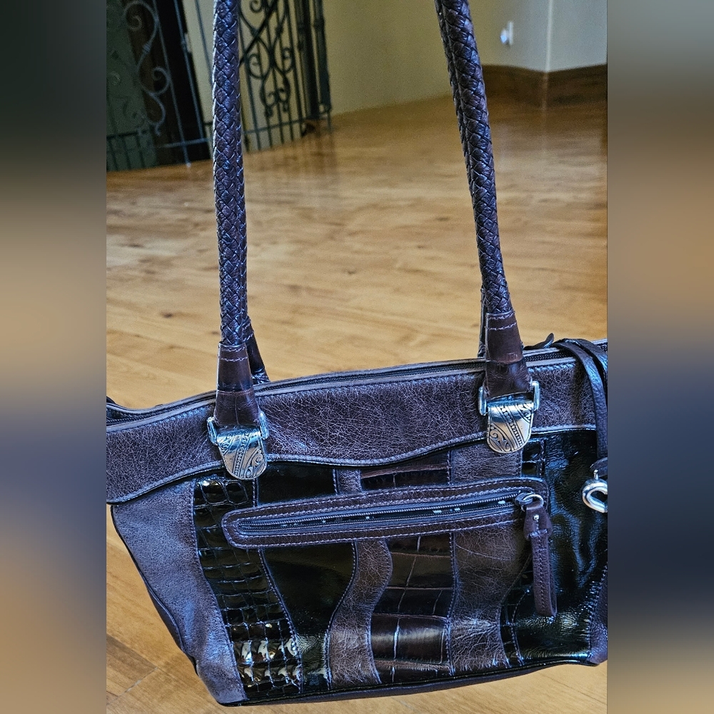 Brighton chocolate brown aidan leather shoulder bag - Picture 6 of 9